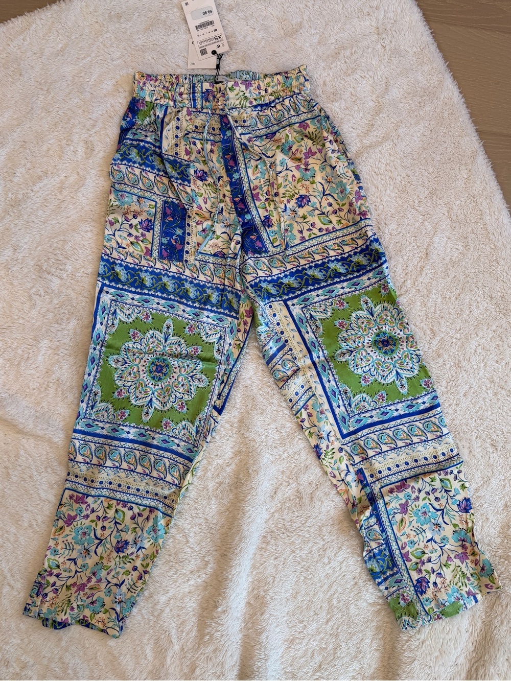 Zara Women's Blue & Green Printed Relaxed Pants Silk